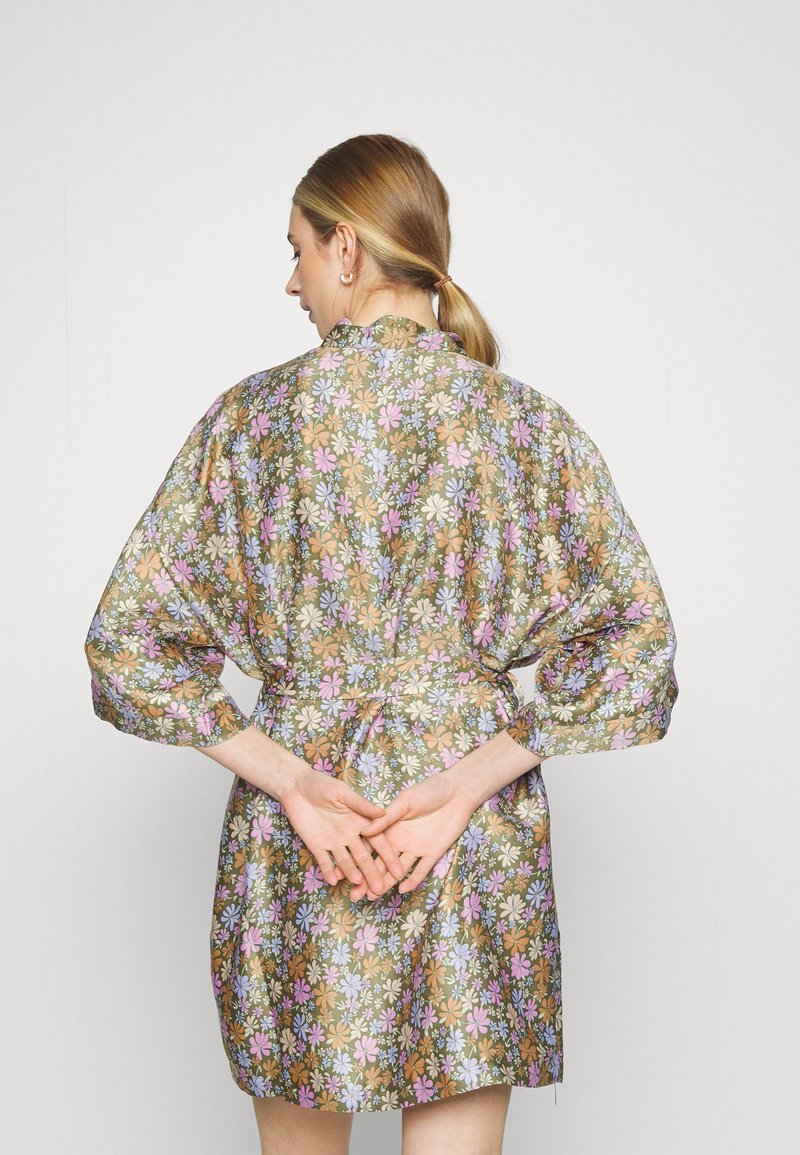 Damen Nachthemden | Cotton On Body ROBE Bademantel olive oil/mehrfarbig - HM65043 Damen Nachthemden | Cotton On Body ROBE Bademantel olive oil/mehrfarbig - HM65043