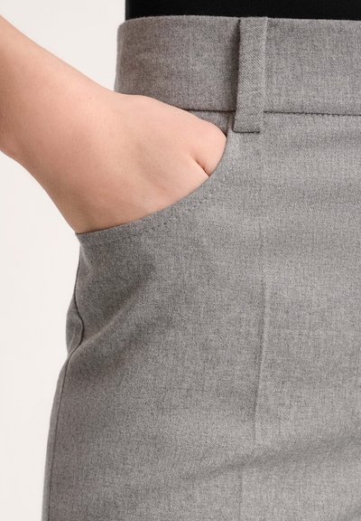 Luisa Spagnoli OLIVIER - Pantalon classique - grigio melange