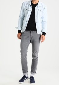 bugatti Vaqueros slim fit - grey