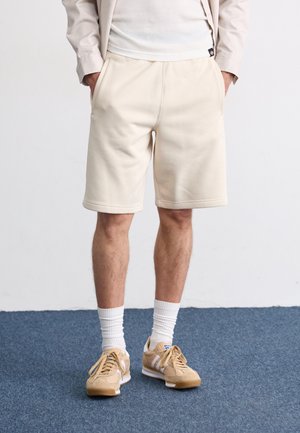 adidas Originals ESSENTIAL - Pantalon de survêtement - white