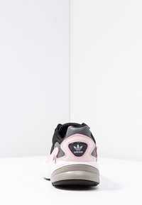 adidas Originals Sneakers - black