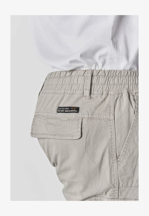 Koroshi, Shorts - piedra stone
