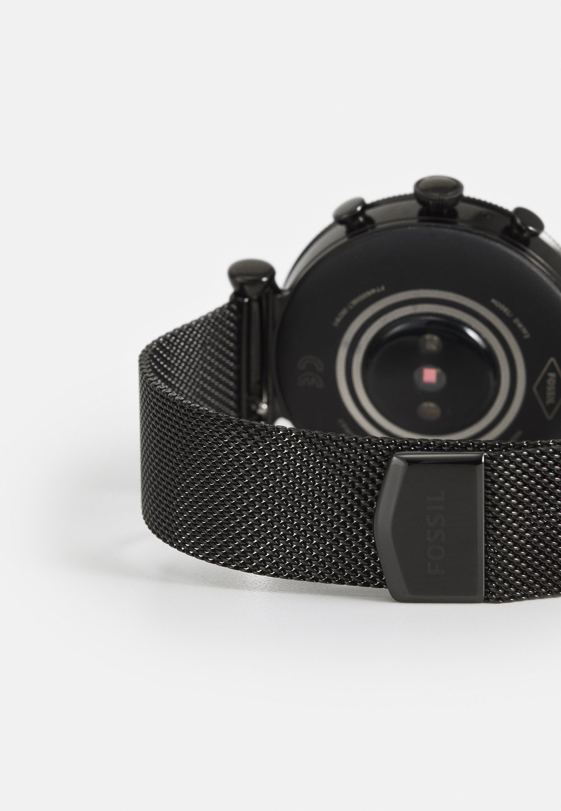 Test de la montre connectée Fossil Carlyle HR (5e génération)