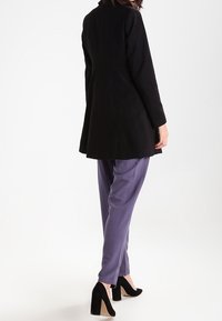 Dorothy Perkins Outdoorjacka - black