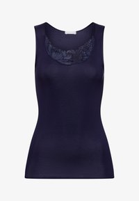 Nevybráno, evening blue