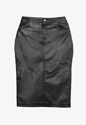 Jupe crayon en cuir noir avec une coupe mi-longue, dotée de deux poches avant et de coutures géométriques pour ajouter de la texture.