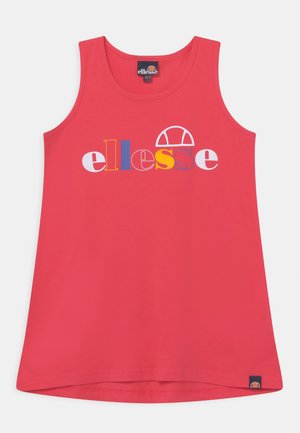 Czerwony bezrękawnik z kolorowym logo "ellesse" oraz symbolem w kształcie półkola na środku klatki piersiowej, mała metka ellesse przy dolnym obszyciu.