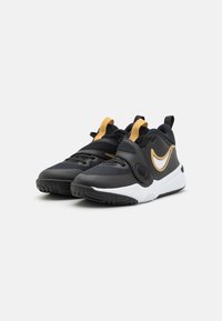 Nike Performance TEAM HUSTLE UNISEX  czarny