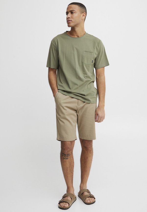 PRARNO STRAIGHT FIT - Shorts - tree house3