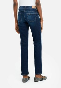 LIU JO SLIM MIT RISSEN - Tiesaus kirpimo džinsai - DARK BLUE