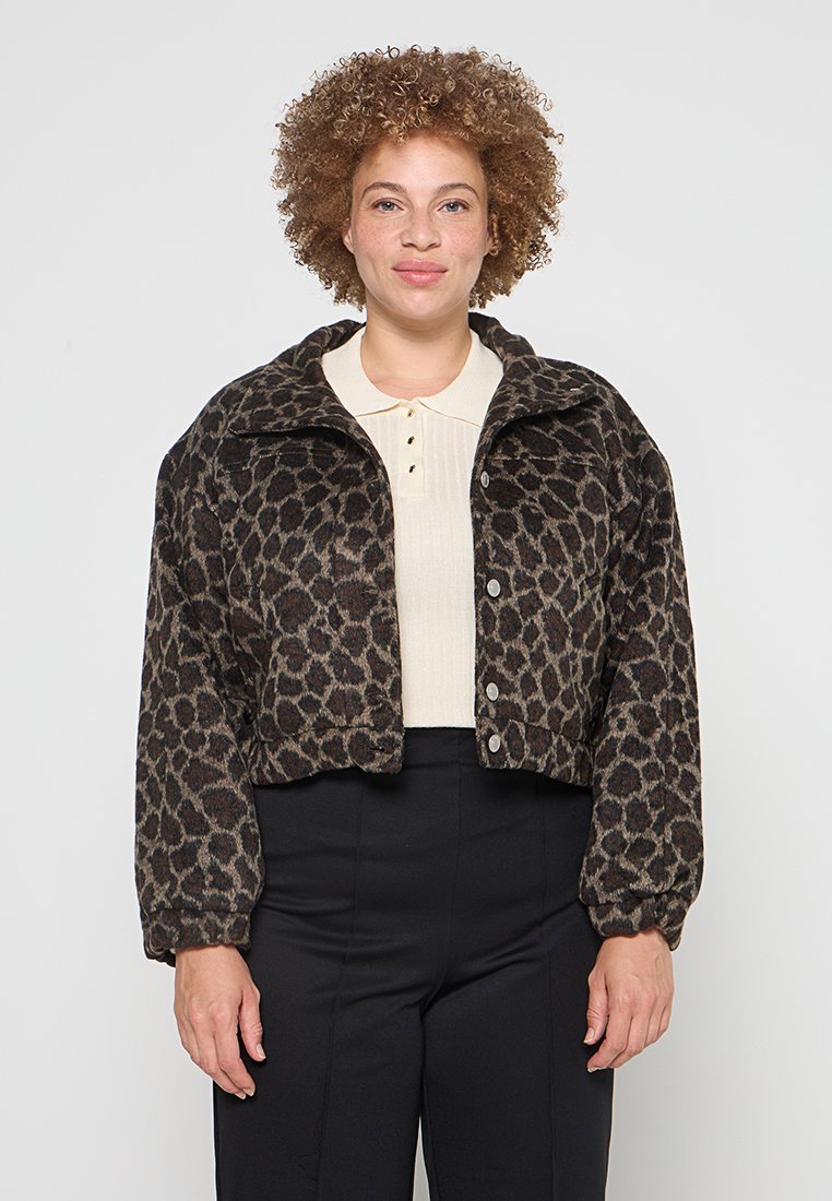 Only Petite Lichte jas meerkleurig