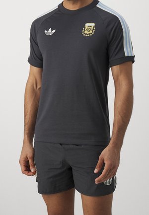 Nationalmannschaft - black