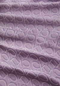Calvin Klein MONOGRAM SCARF 130x130 - Lakats - sea fog