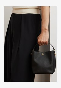 Ikke valgt, black