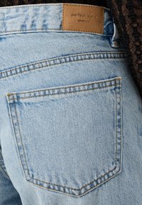 Gina Tricot Tall LOW - Egyenes szárú farmer - light blue