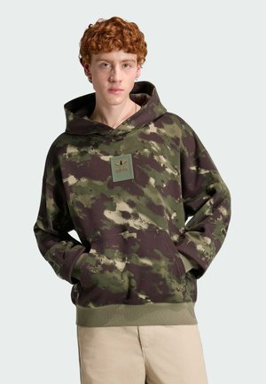 adidas Originals, ADIDAS ORIGINALS CAMO HOODY - Kapuzenpullover - olive strata