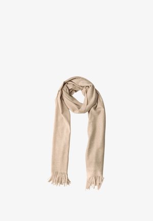 Beige sjaal van zacht materiaal, met een gestructureerde afwerking en franjes aan de uiteinden, gedrapeerd in een losse, casual lusvorm.