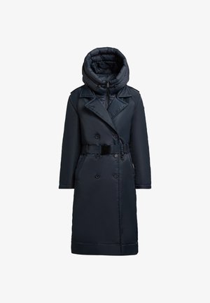 Marineblauer, gepolsterter Übermantel mit doppelreihigem Design, übergroßer Kapuze, Gürtel in der Taille und seitlichen Taschen. Glatter, glänzender Stoff mit gestepptem Textur.