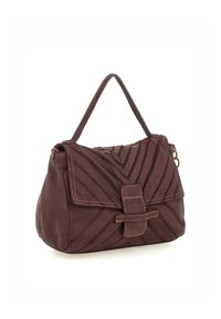 Borsa in pelle bordeaux scuro con design trapuntato, cappuccio superiore piatto, finitura testurizzata e manico piccolo regolabile.