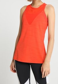 Reebok T-shirt till träning - orange