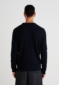 Jack & Jones JJROY KNIT CREW NECK - Džemperis - navy blazer