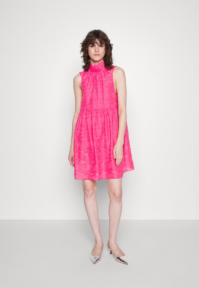 Hofmann Copenhagen ELVIRE DRESS Koktélruha / Partiruha hot pink