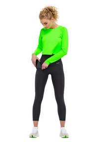 Winshape Langarmshirt - neon green