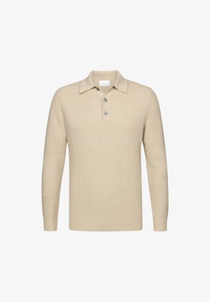 Pull en tricot beige avec col, patte de boutonnage à trois boutons et manches longues. Présente une texture côtelée et un ourlet droit.