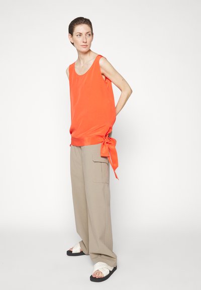 ASPESI Μπλούζα - arancio / orange