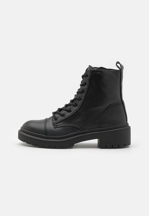 GOER - Bottines à plateau - black