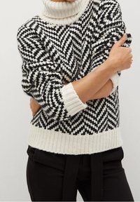 Mango Strickpullover - black