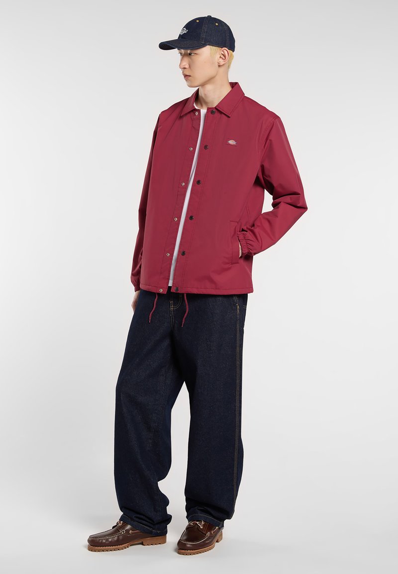 Dickies Lichte jas donkerrood