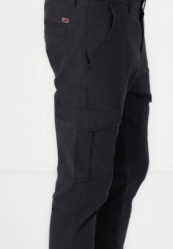 AUSTIN - Cargo trousers4
