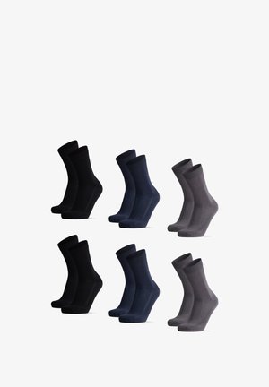 Set aus sechs Socken in Schwarz, Marineblau und Dunkelgrau. Jede Socke hat ein Crew-Design mit einer glatten Textur und elastischen Bündchen.