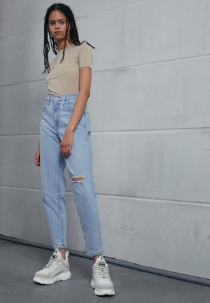VEGAN CHAI - Trainers - white