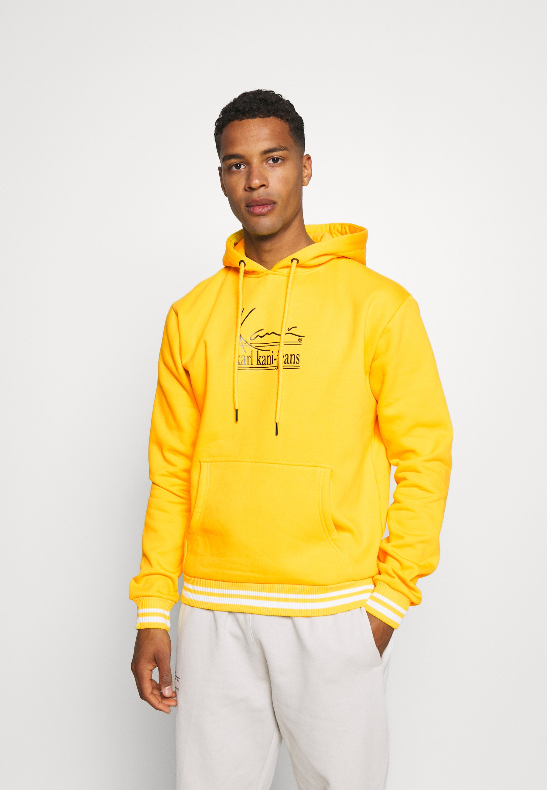 Karl Kani SIGNATURE HOODIE - Sudadera - yellow/amarillo - Zalando.es