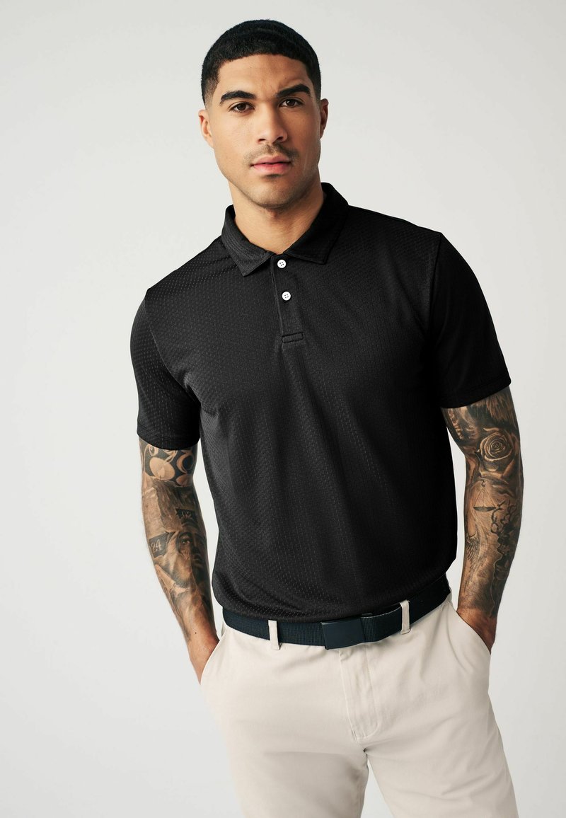 Next REGULAR FIT czarny