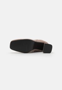 Anna Field LEATHER - Klasszikus bokacsizmák - taupe