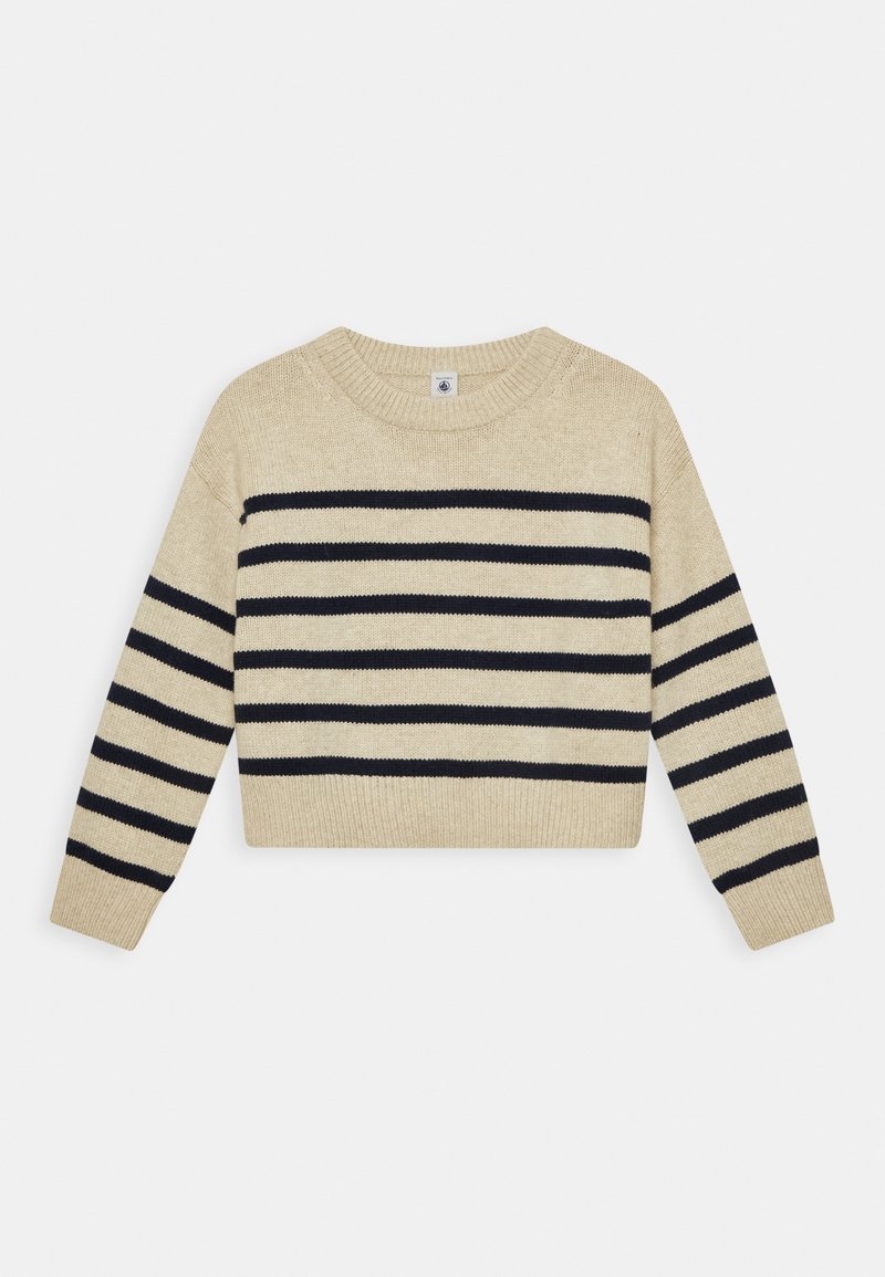 Pull en maille beige avec des rayures horizontales noires sur le corps et les manches, col rond, poignets et ourlet côtelés.