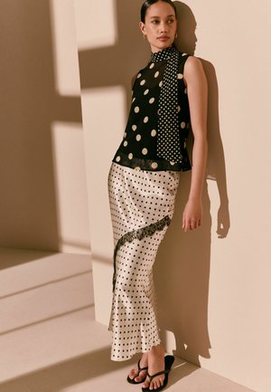 Next, Blúzka - black polka dot
