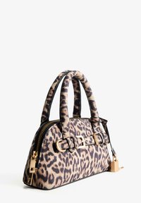 Borsa a stampa leopardata con doppi manici, hardware dorato, dettagli neri e superficie in tessuto texturizzato, dotata di chiusura con zip e dettagli decorativi in forma di fibbia.