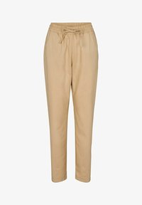 Ei valittu, ginger root