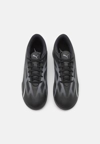Puma Botines de fútbol para césped - black