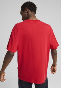 Puma SCUDERIA FERRARI RACE STATEMENT - Marškinėliai su spaudiniu - rosso corsa