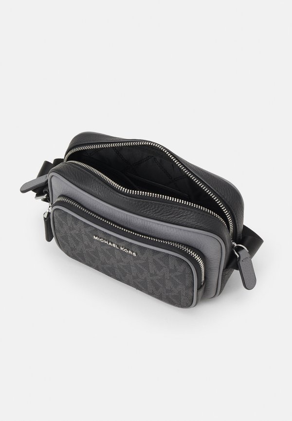 CAMERA BAG POUCH SET - Cross body bag3