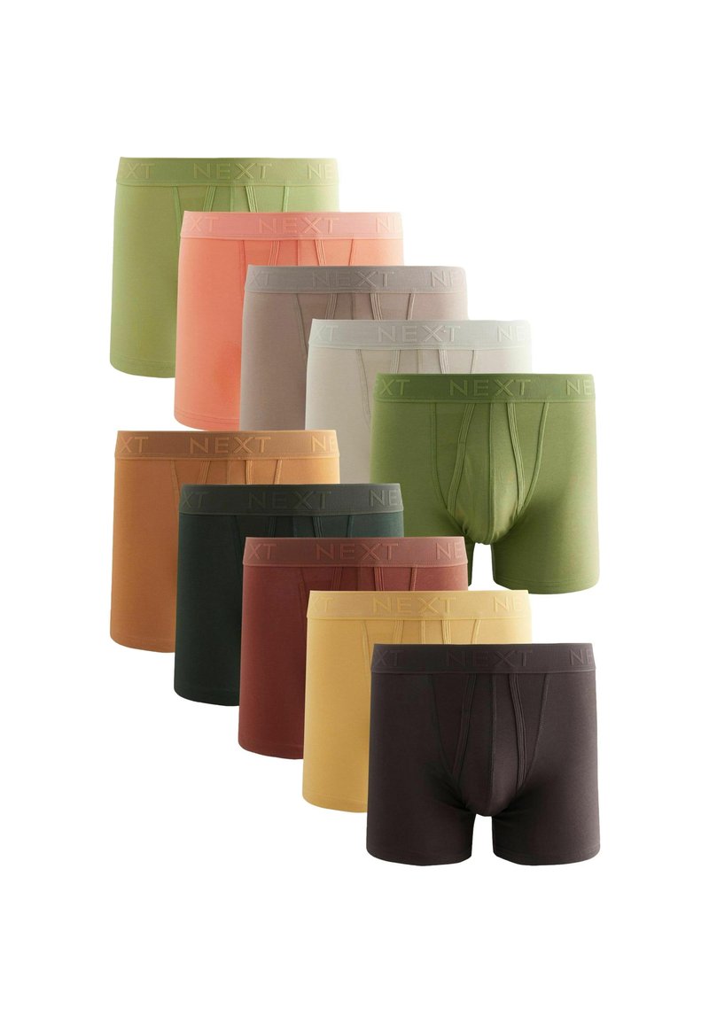 Negen paar herenboxers in verschillende kleuren, waaronder groen, beige, perzik, bruin en geel, met een elastische NEXT-branding op de tailleband.
