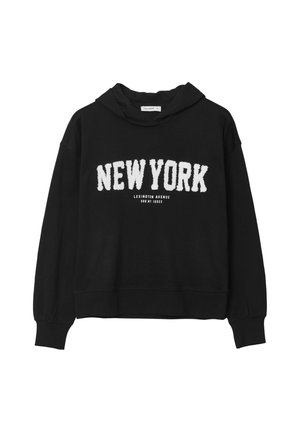 Felpa nera con cappuccio con la scritta "NEW YORK" in lettere bianche testurizzate e "LEXINGTON AVENUE" sottostante. Polsini e orlo a costine, vestibilità casual.