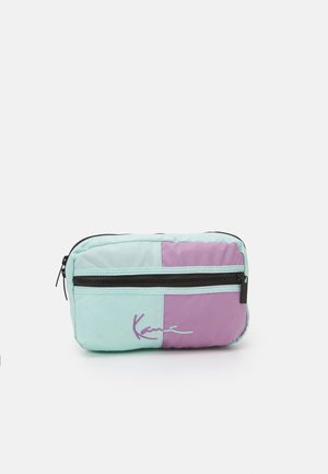SIGNATURE BLOCK WAIST BAG - Bum bag - lilac/mint