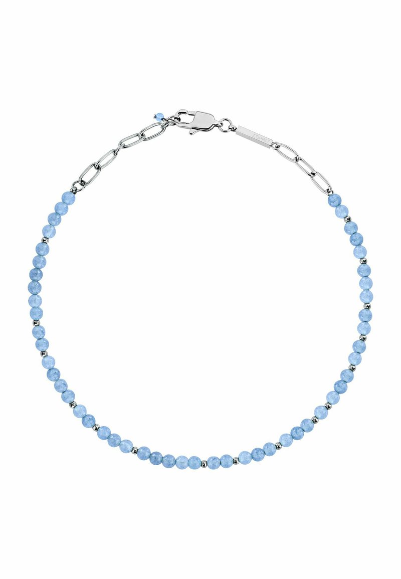 Blå pärlhalsband med runda akvamarinfärgade stenar som växlar med silverdetaljer, säkrad med en lås och kedjelänkar.