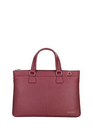 Bolso de mano de cuero burdeos con dos asas superiores, diseño rectangular elegante, superficie texturizada, herrajes plateados y cierre con cremallera.